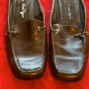 Etienne Aigner brown leather mule flats
